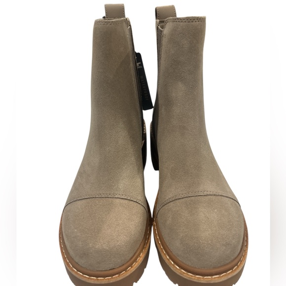 Sorel Women’s Joan Now Chelsea Boot NWOB
Omega Taupe/Gum II - Picture 6 of 13